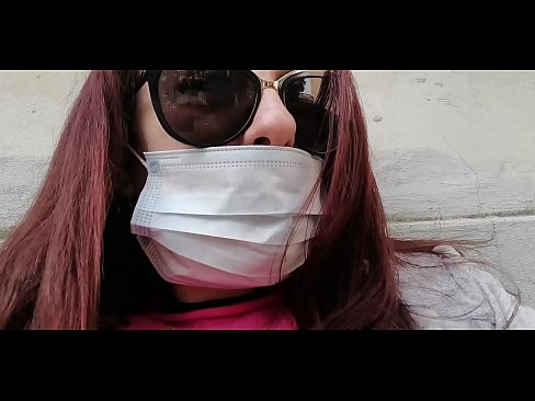 ❤️ Nicoletta kostaa naapurilleen ja pissaa hänen autotalliinsa (Special Covid19 Italian karanteeni) ️ Just porn at us ❤