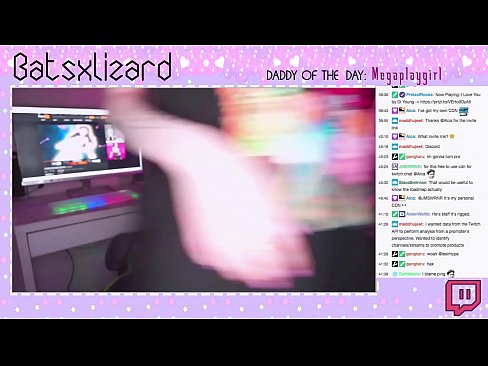 ❤️ PELAAJA UNOHTI SAMMUTTAA STREAMIA JA RUISKUTTI SUORASSA LÄHETYKSESSÄ ️ Just porn at us ❤